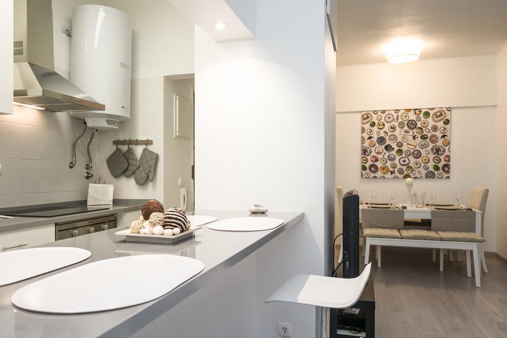 Lovely & Modern In The Center Lisbon Exterior photo